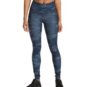 The North Face Contoured Tech tights leggings Camo